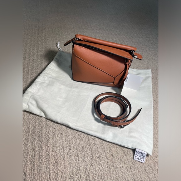LOEWE Mini Puzzle Leather Bag - Picture 15 of 15